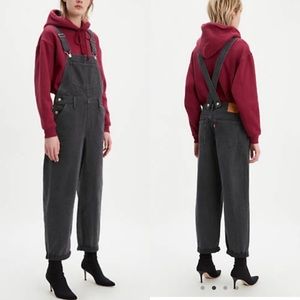 LEVI’S baggy overall Sz Sm